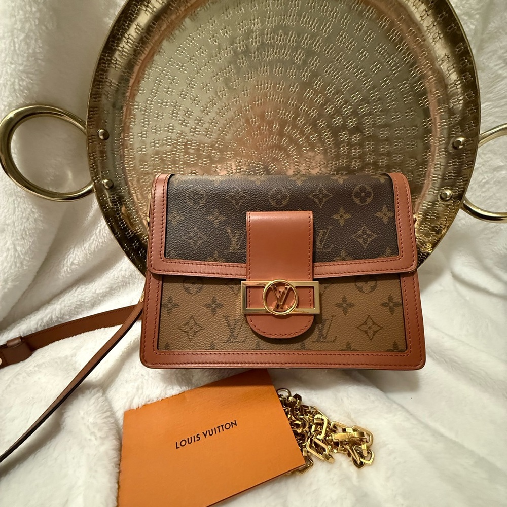 Louis Vuitton EUC Dauphine MM Reverse Monogram 2-Way Shoulder Bag - Picture 3 of 6